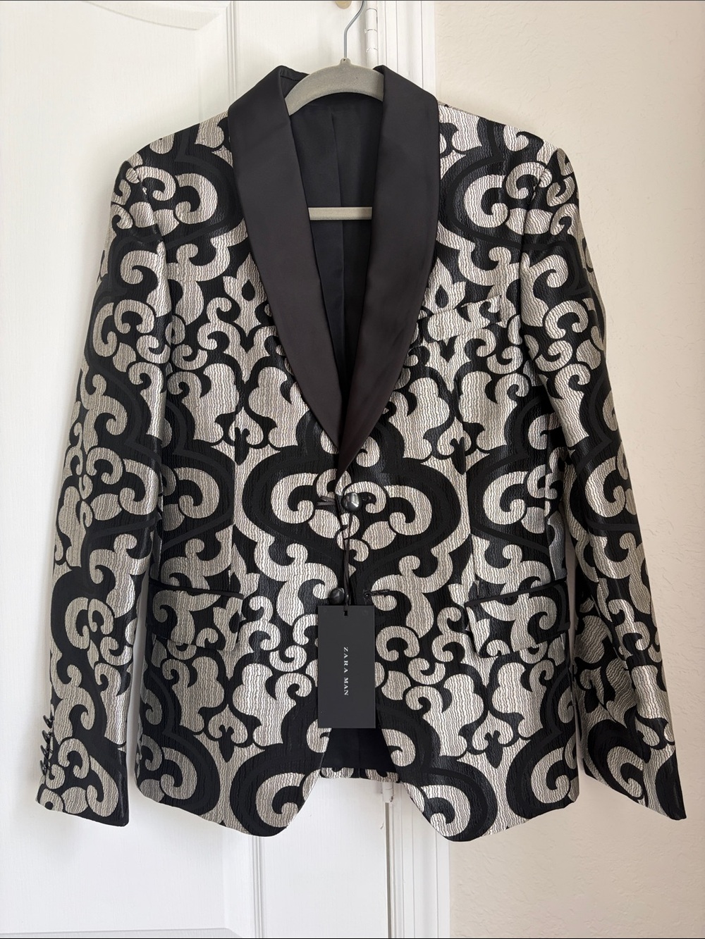 Zara Black and Silver Brocade Evening Blazer